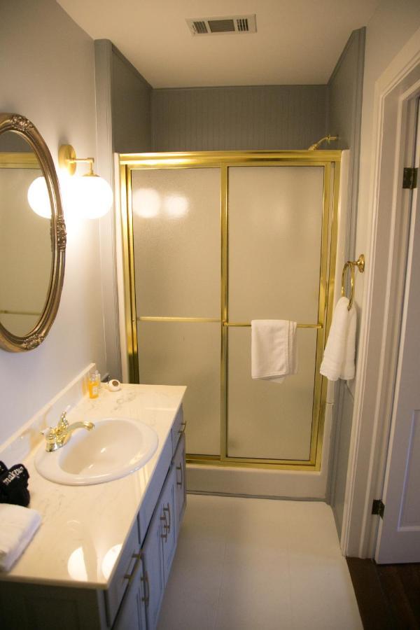 The Grand Hotel Hogansville Экстерьер фото
